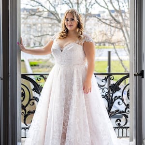 Lasabina Zoya plus size wedding dress