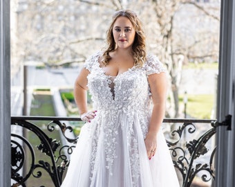 Lasabina Cora plus size wedding dress