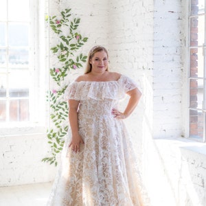 Plus size wedding dress, plussizeweddingdress, boho wedding dress, bohemian wedding dress image 1