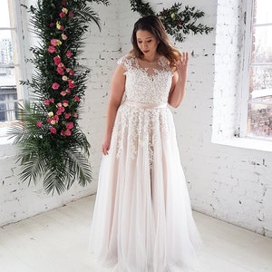 Plus size wedding dress, Lasabina plus size wedding dress image 1