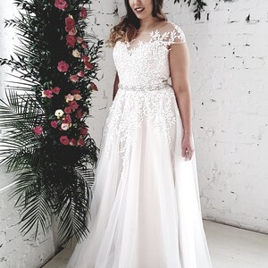 Plus size wedding dress, Lasabina plus size wedding dress image 4