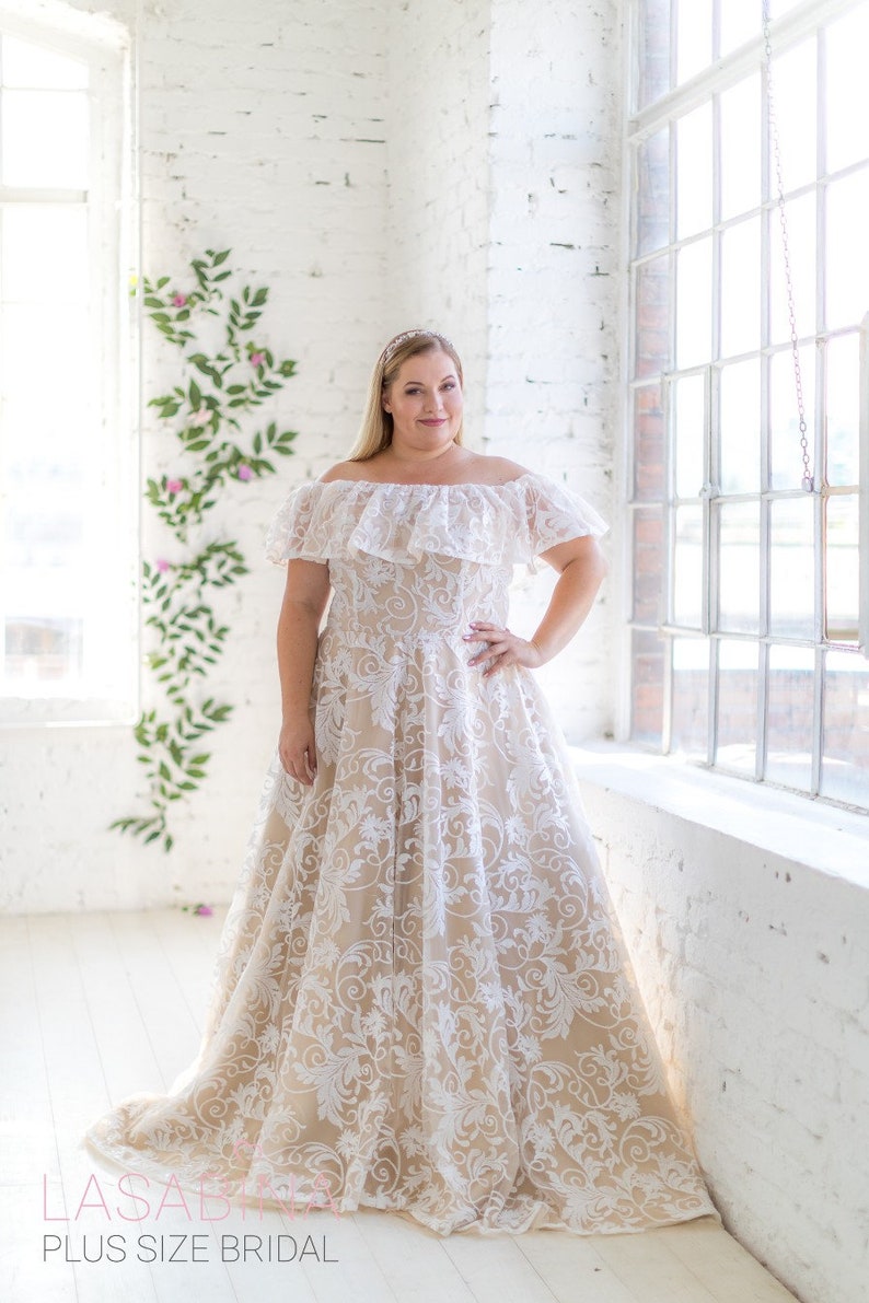 Plus size wedding dress, plussizeweddingdress, boho wedding dress, bohemian wedding dress image 5