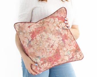 Funda de cojín de terciopelo floral rosa Blossom con borde ribeteado