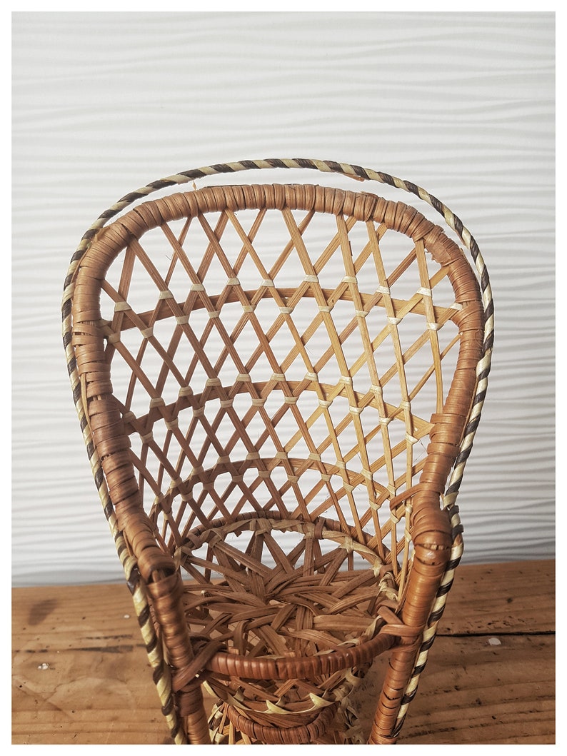 Display chair, rattan support image 2