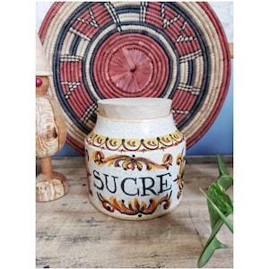 Kitchen pot