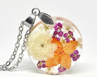 Pressed Wildflower Necklace: Terrarium Resin Pendant, Botanical Jewelry