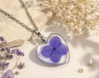 Real Hydrangea Flower Pendant, Pressed Flower Necklace, Purple Hydrangea Jewelry, Resin Heart Necklace, Botanical Jewelry, Nature Gift