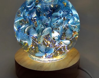 Blue Hydrangea Sphere Night Light – 7cm Crystal Ball Lamp with Gold Flakes – Handmade Decorative Nightlight for Bedroom, Cozy Ambience