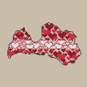 Puede incluir: Un patrón de punto de cruz del país de Letonia, lleno de corazones rojos y blancos.