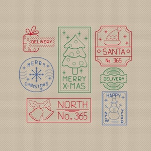 Puede incluir: Seis sellos con temática navideña con contornos rojos, verdes y azules. Los sellos representan un árbol de Navidad, un muñeco de nieve, un copo de nieve, una campana, un gorro de Papá Noel y una caja de regalo. Los sellos también incluyen el texto "Merry Christmas", "Merry X-Mas", "North No. 365", "Santa No 365", "Delivery" y "Happy New Year".