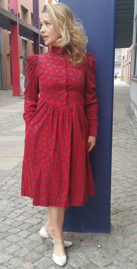 True Vintage Laura Ashley Kleid Cordkleid Herbstkl