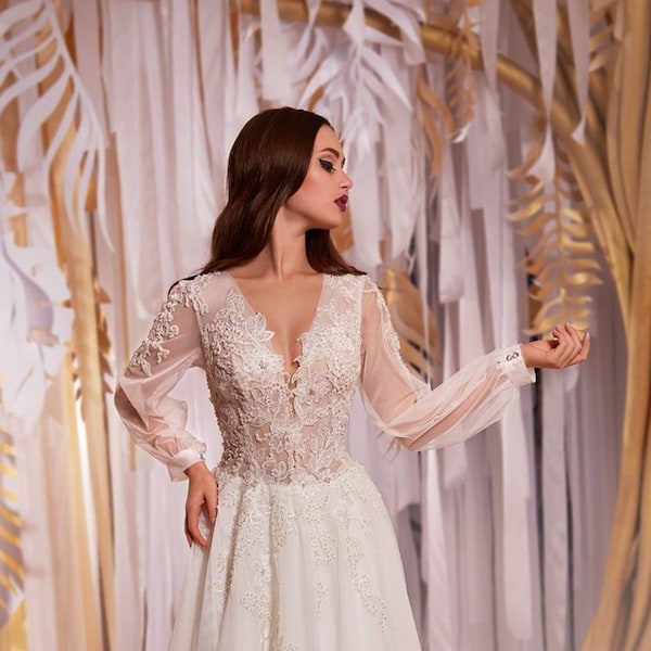 Long Sleeves Wedding Dress Romantic Lace Ivory Wedding Dress Tulle Bridal Gown A-line  Any  Size PLUS SIZE