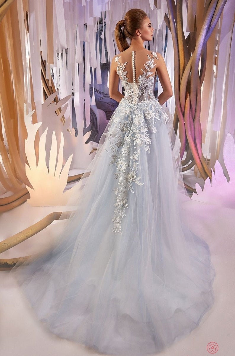 ivory colored wedding dress