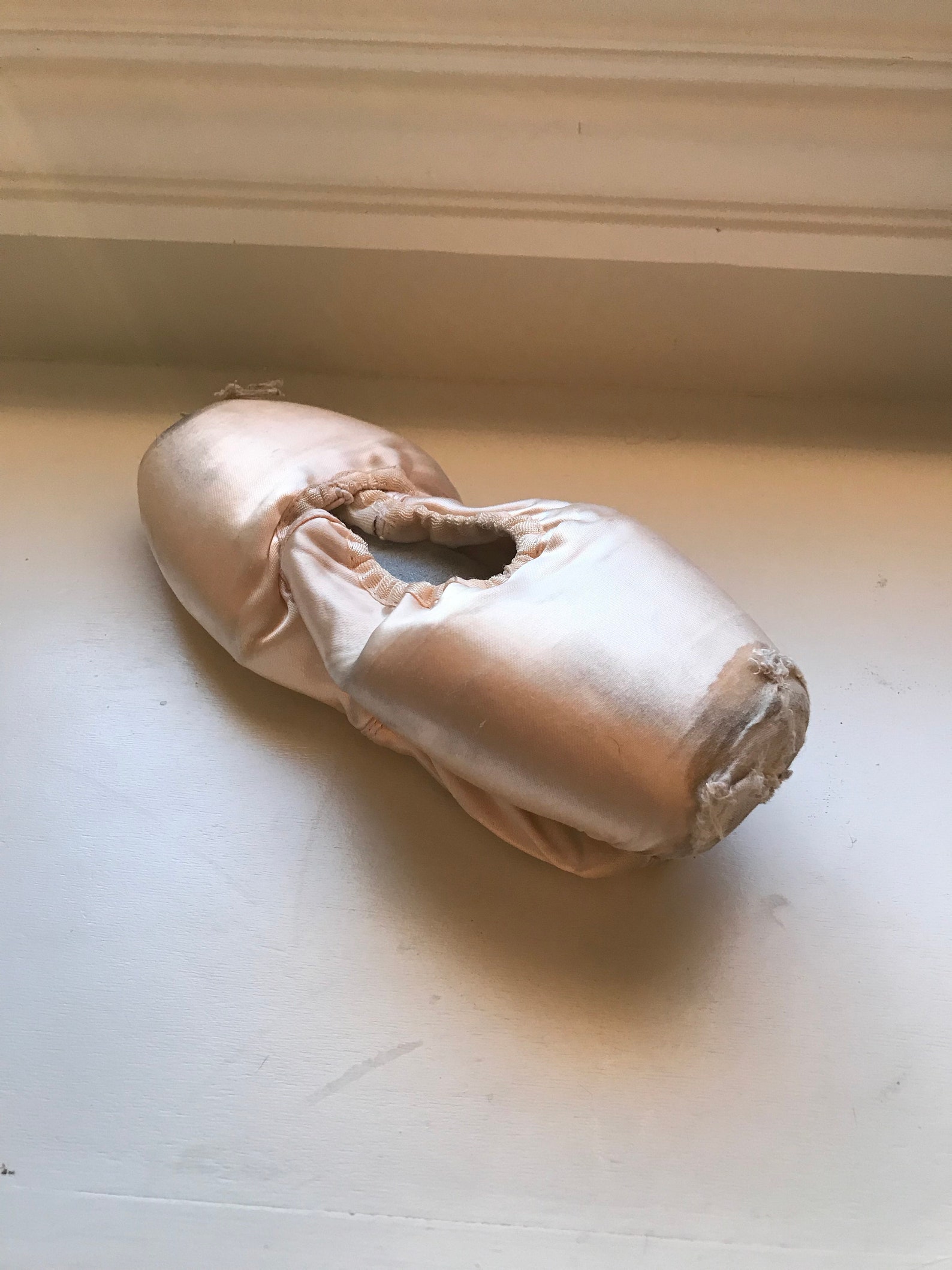 ballet pointe shoes
