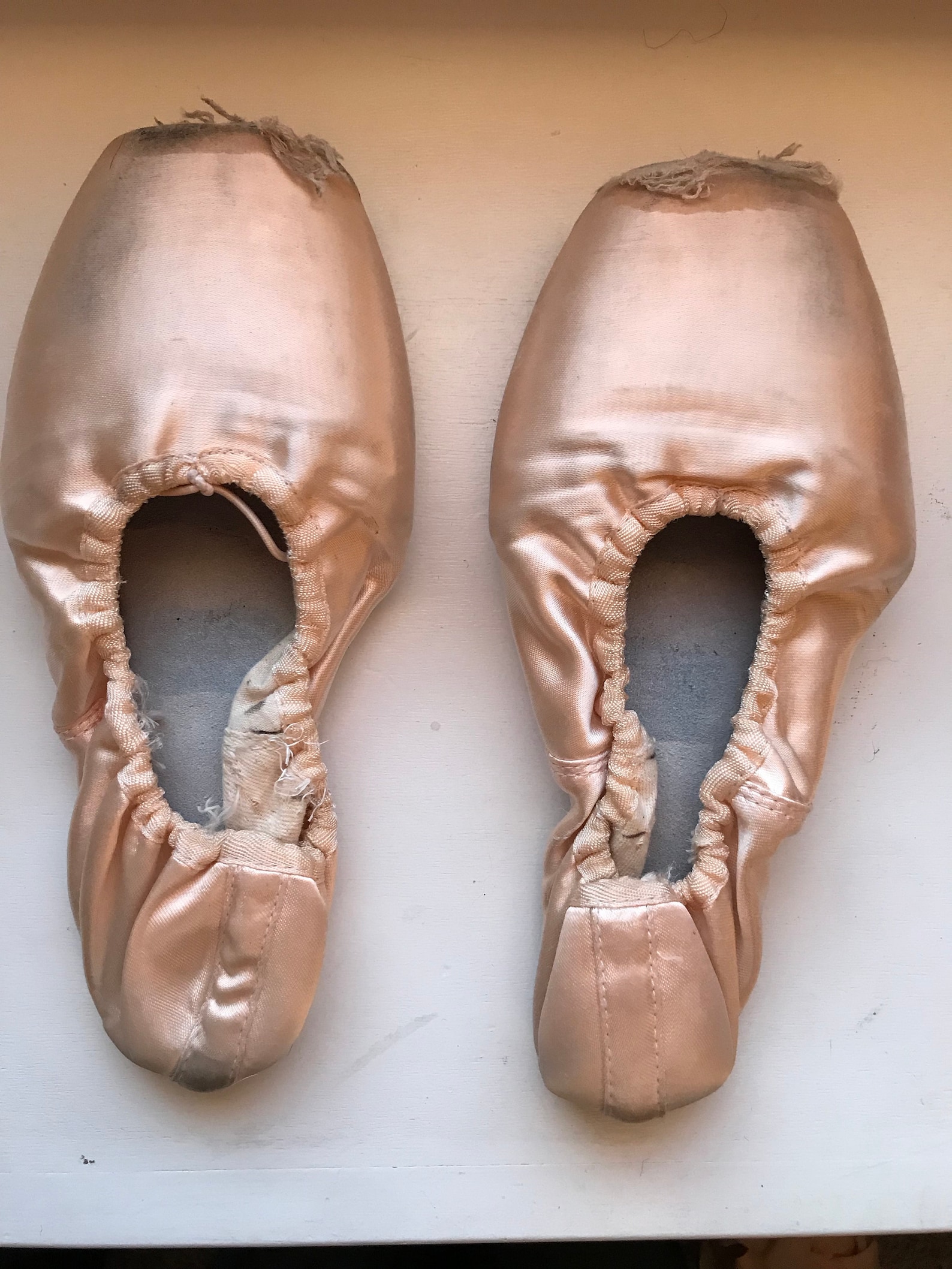 ballet pointe shoes