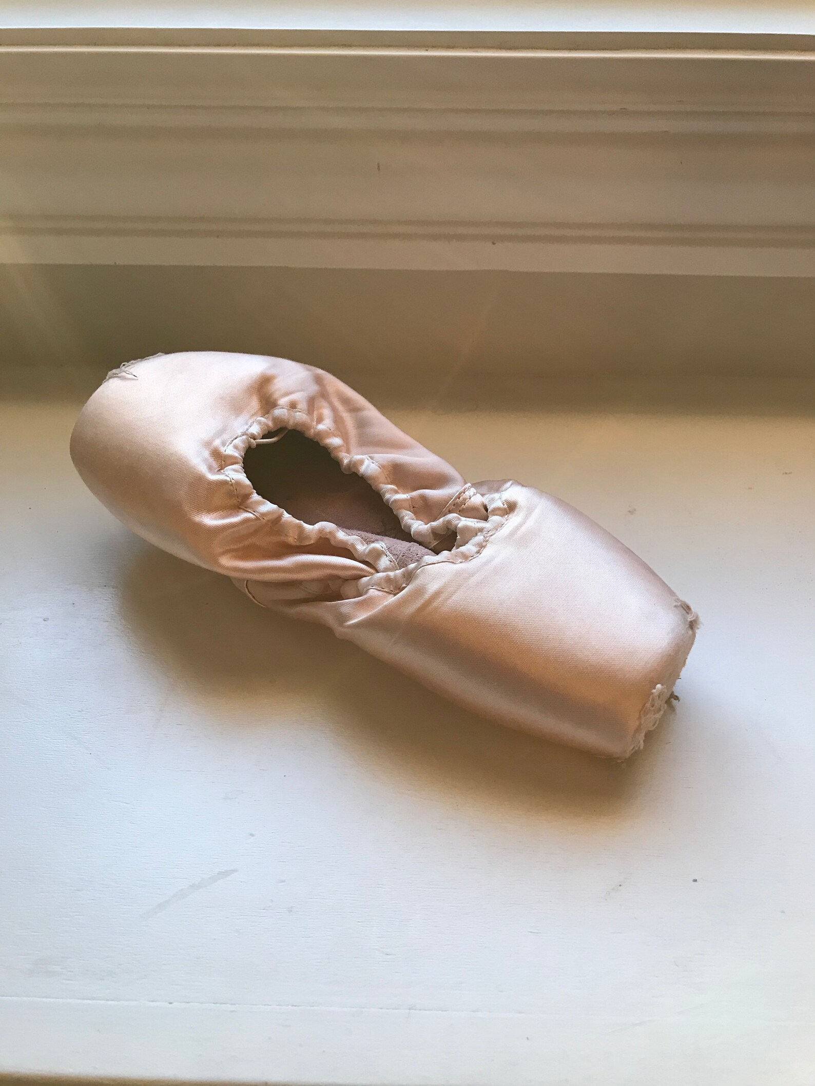 ballet pointe shoes