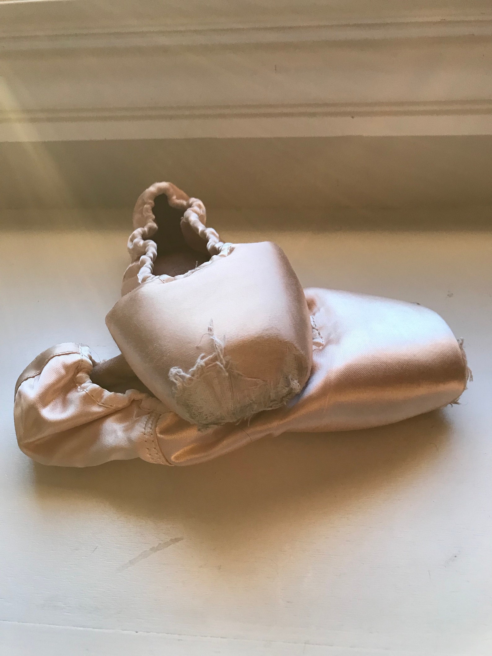 ballet pointe shoes