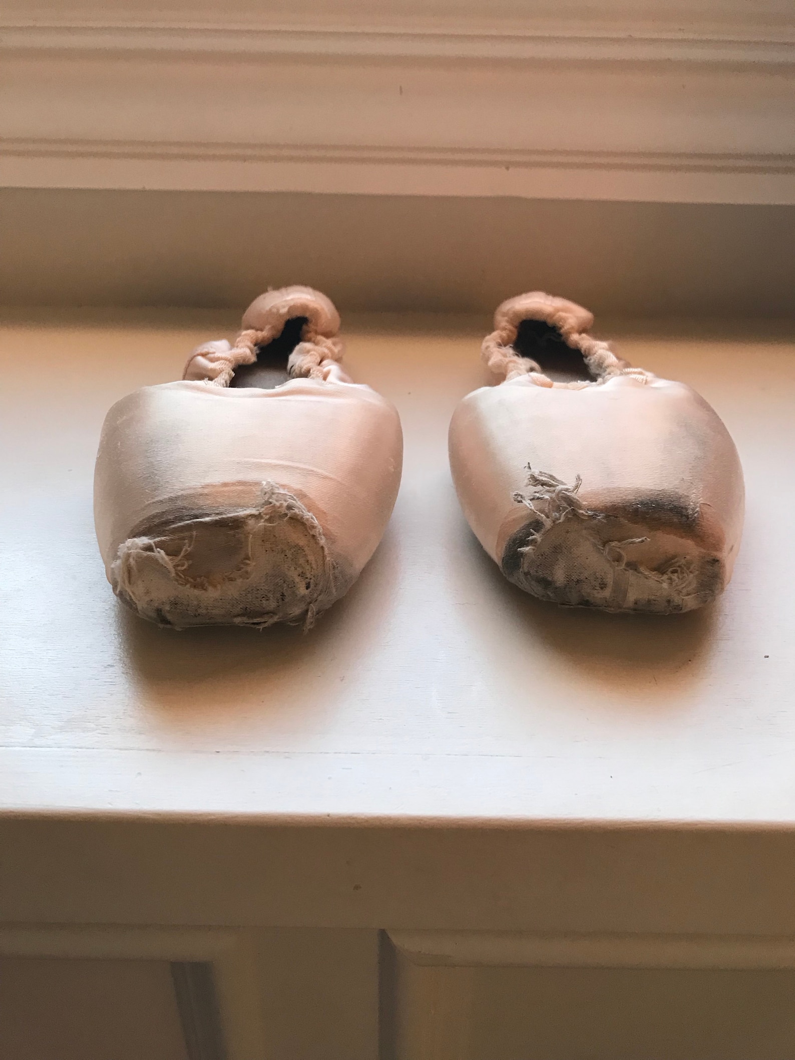 ballet pointe shoes