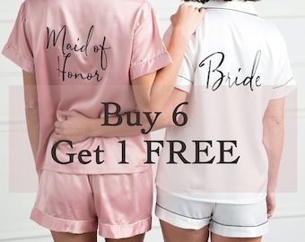 Bridesmaid Pajamas | Bridesmaid Pjs | Wedding Party Pajamas | Personalized Pjs | Satin Pajama Set | Bridal Party Pjs | Bridesmaid Gifts