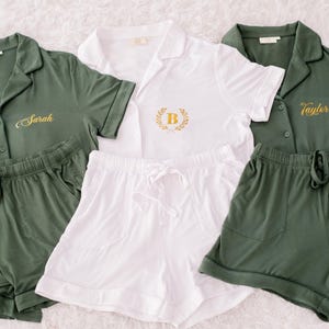Softest Wedding pajamas, bridesmaid pajamas set, wedding party pjs, bridesmaid proposal gifts, Personalized bridal Party, Getting Ready pjs