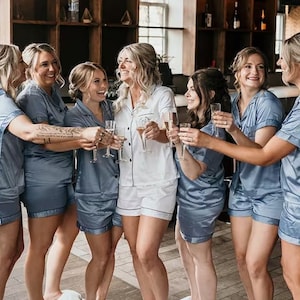 Bridesmaid Pajamas, Bridesmaid pjs,  Wedding Party Pajamas, Personalized Pajamas, Satin Pajama Set, Bridal Party Pjs, Bridesmaid Proposal