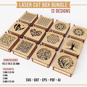 Puede incluir: Un paquete de 12 cajas cuadradas de madera con tapas cortadas a láser que presentan varios patrones geométricos, florales y de corazones. El texto dice LASER CUT BOX BUNDLE 12 DESIGNS. Dimensiones 115 x 110 x 35 mm, grosores de 3 a 6 mm.
