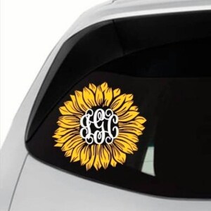 SUNFLOWER MONOGRAM//monogram decal//sunflower decal//sunflower//monogram//vinyl//car decal// personalized bild 2