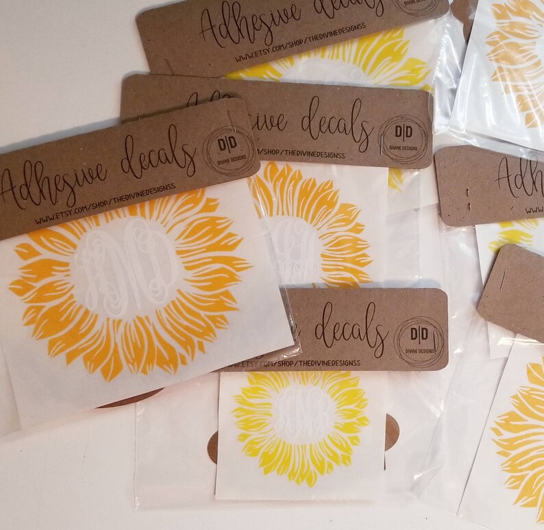 SUNFLOWER MONOGRAM//monogram decal//sunflower decal//sunflower//monogram//vinyl//car decal// personalized bild 9
