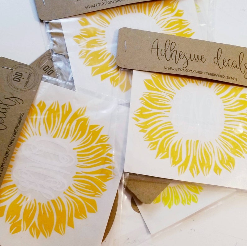 SUNFLOWER MONOGRAM//monogram decal//sunflower decal//sunflower//monogram//vinyl//car decal// personalized 6 tum