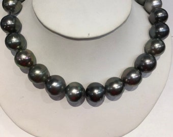 Fine Quality Tahitian South Sea Pearls  Necklace and 14k Gold Ball Clasp.
