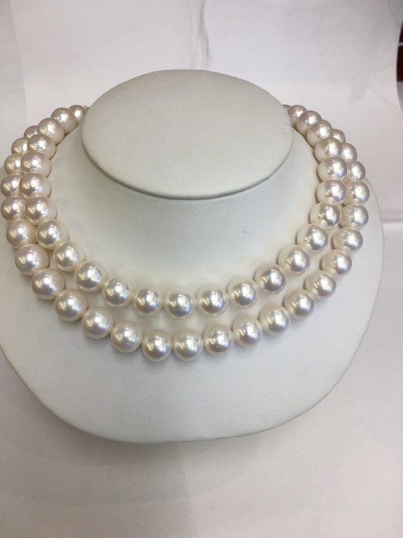 32" Strand od 10.5mm Cultured Freshwater Pearls Very Good Lustet Round