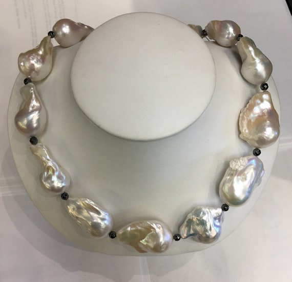 Baroque Pearls Hemitite Beads 14k Gold Clasp 17"