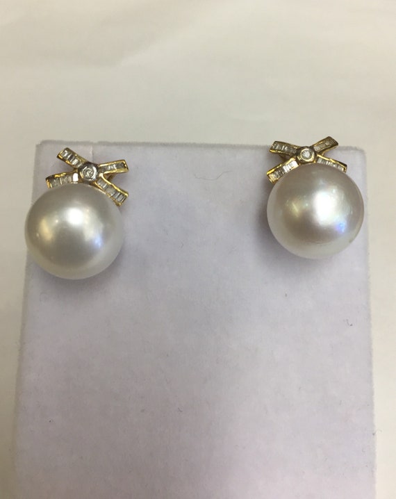 13mm Tahitian South Sea Pearl Earrings 14k Gold .50 TDW