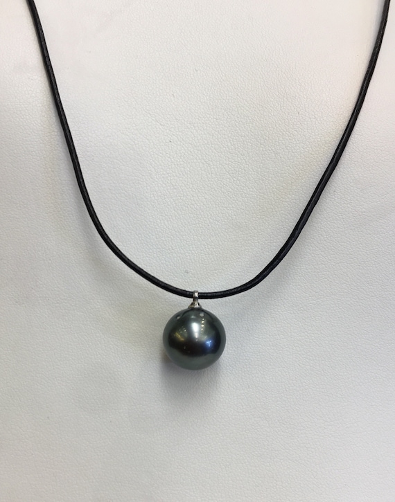 13.2mm Tahitian South Sea Pearl Pendant Leather Cord Adjustable Length