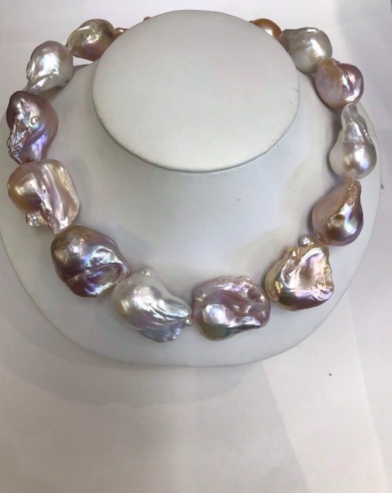 30mm Barogue Freshwatet Pearls 14k Gold Clasp 17.5" Great Colors Great Luster
