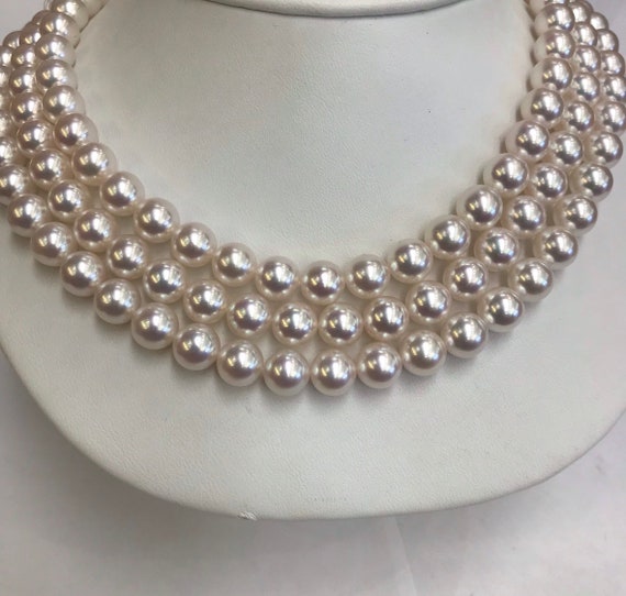 8mm Fine Quality Akoya Pearls high Luster Great Color No Spots 16.5" 17.5" and 18.5" Three Strands 3 , 14k Gold Clasps that nest