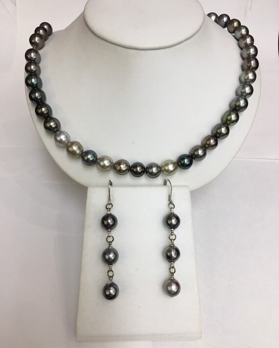 Tahitian South Sea Pearls Multi Color 9x10mm 14k Gold Clasp Great Luster Matching 3 Pearl Hanging Earrings