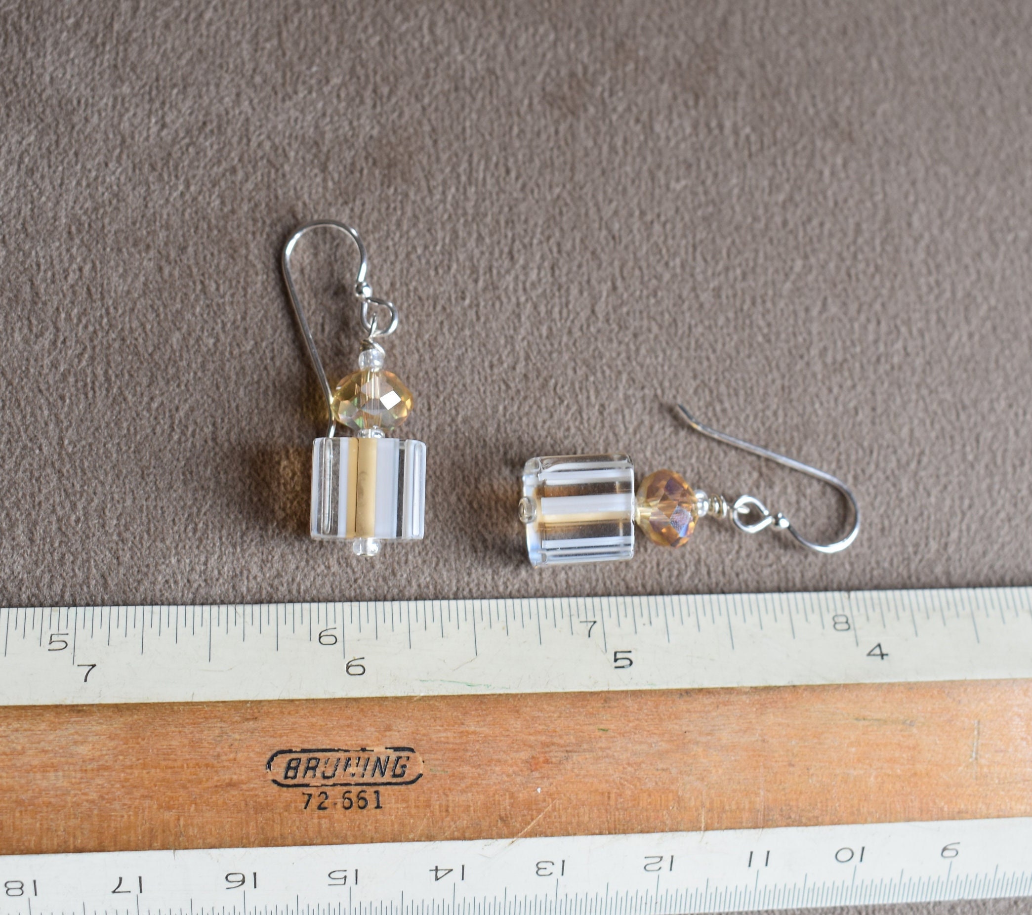 Gold and White Color Furnace Glass With Gold Czech Glass Crystal