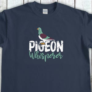 Vogels T-shirt, shirt vogels kijken, duivenwisser, cadeau vogelliefhebber, cadeau vogels kijken, cadeau buitenliefhebber, cadeau vogelliefhebber Navy