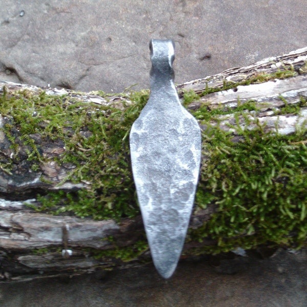 Forged arrowhead flint striker/flint steel necklace/pendant