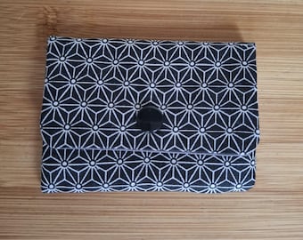 Asanoha black Japanese fabric card holder, 3 compartments, resin snap