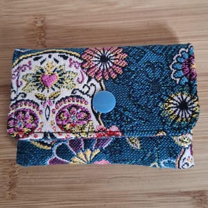 Porte-cartes tissu tête de mort mexicain calaveras, 3 compartiments, pression résine