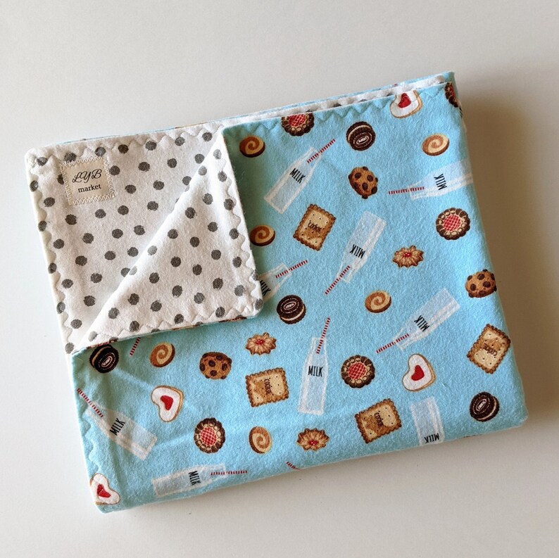 Milk and cookies blanket