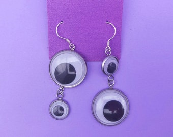 Googly Eye Earrings, Funny Eyeball Halloween Earring, Weird Creepy, Stainless Steel Wiggly Eye