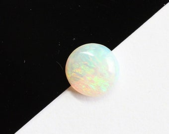 0.64ct 6.6 x 6.9 Australian opal natural solid white / light opal loose stone