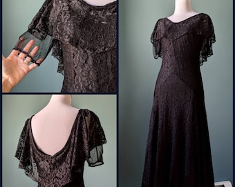 Vintage 1930s 1940s  Black Floral Lace Black Mesh Dress