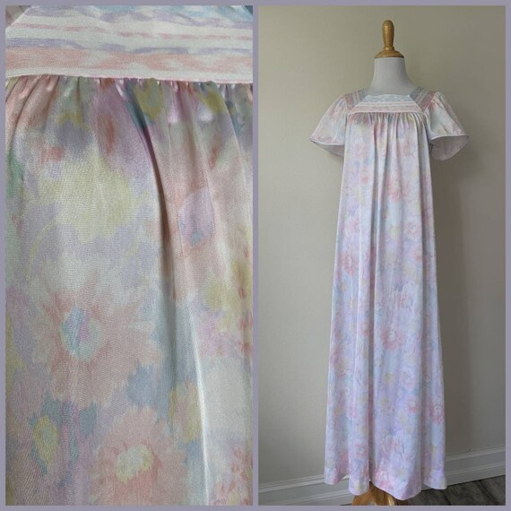 Vintage 70s 80s Pastel Water Color Floral Nightgow