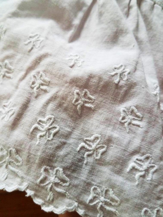 Antique Victorian / Edwardian Embroidered Cotton P