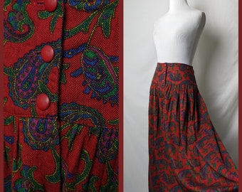 Vintage 70s red and green paisley cotton twill Christmas holiday skirt