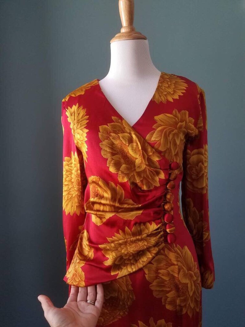 Vintage 40s Floral Silk Dress Vintage 80s Silk Red and Gold Floral Dress image 4